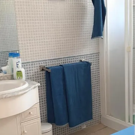 Bright And Quiet With Ocean View Apartment