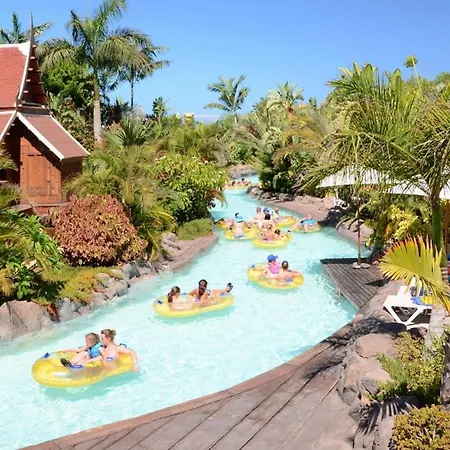 Bright And Quiet With Ocean View Адехе