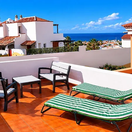 Apartment Bright And Quiet With Ocean View