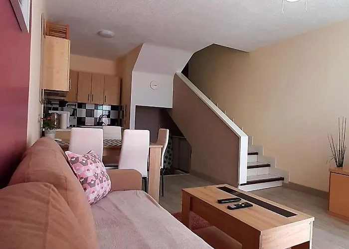 Bright And Quiet With Ocean View Апартаменти *