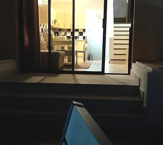 Bright And Quiet With Ocean View Апартаменти Адехе